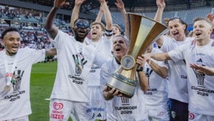Den Cuptitel haben Didi Kühbauer und seine Wolfsberger bereits gewonnen. (Bild: GEPA)