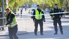 Nach den tödlichen Schüssen in Schweden sind bereits sechs Verdächtige festgenommen worden (Bild ...