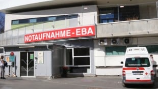 Der 24-Jährige wurde am Freitag mit schweren Verletzungen ins LKH Graz eingeliefert, wo er am Samstagmorgen verstorben ist. (Bild: Jauschowetz Christian)
