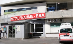 Der 24-Jährige wurde am Freitag mit schweren Verletzungen ins LKH Graz eingeliefert, wo er am ...