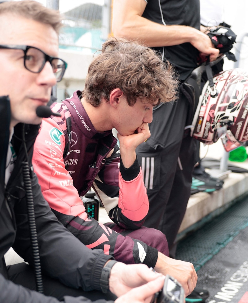 Frust bei Kimi Antonelli (Bild: AFP/SHAWN THEW)