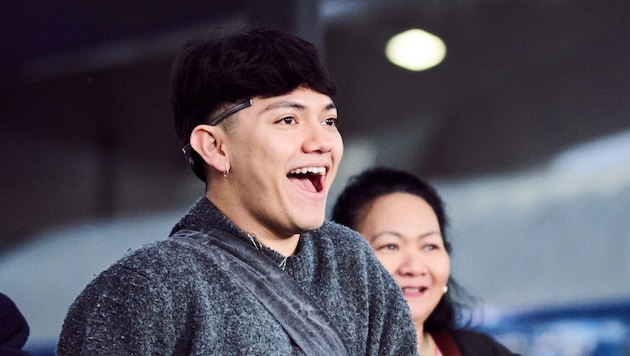 Sänger JJ ist am Sonntag zum Eurovision Song Contest aufgebrochen. (Bild: APA/ÖBB/Marek Knopp)