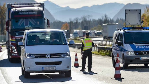 Deutschland will Grenzkontrollen verschärfen, um den Kampf gegen illegale Migration zu intensivieren.  (Bild: AFP/GUENTER SCHIFFMANN)