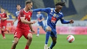 Kaum zu stoppen: Claudy M’Buyi (re.) (Bild: Krone KREATIV/GEPA pictures)