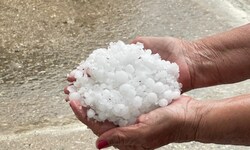 Hagelkörner nach dem Unwetter in Deutsch Kaltenbrunn.