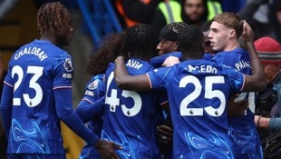 Chelsea darf über einen Sieg gegen Liverpool jubeln (Bild: AFP/APA/HENRY NICHOLLS)