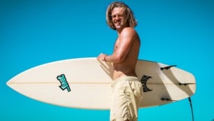 Felix Eliasch geht gerne surfen. (Bild: Felix Eliasch)