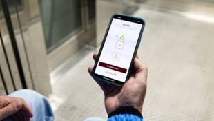 Die Kommunikation zwischen Aufzug und Anwendung erfolgt mittels Bluetooth, sodass die ...