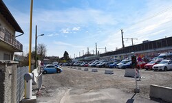 Die Parkplätze nördlich des Bahnhofs sind seit dieser Woche nicht mehr gratis.