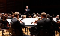 Neujahrskonzert 2025: Das Bruckner Orchester unter Markus Poschner