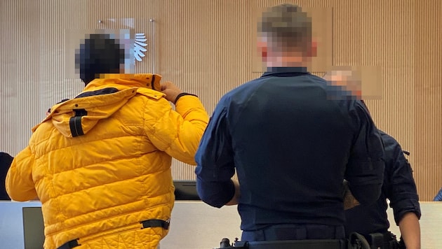 Der Iraner war schon mehrfach negativ wegen Körperverletzungen und gefährlicher Drohungen ...