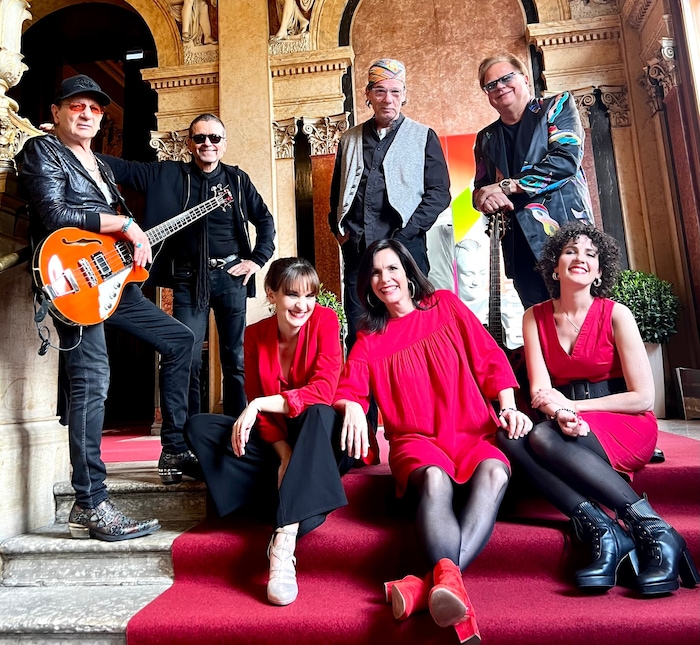 Die Schick Sisters begleiten die legendäre Opus Band an den Wörthersee.