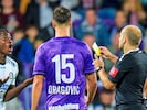 Seedy Jatta (li.) ist einer von insgesamt acht Sturm-Spielern, die diese Saison schon vom Platz geflogen sind. (Bild: GEPA)