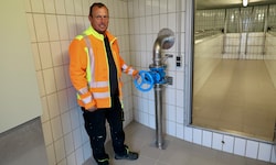 Wassermeister Dietmar Schmidt rotierte übers lange Wochenende und hatte auch am Montag noch alle ...