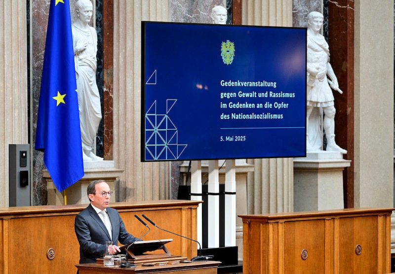 (Bild: APA/ROLAND SCHLAGER)