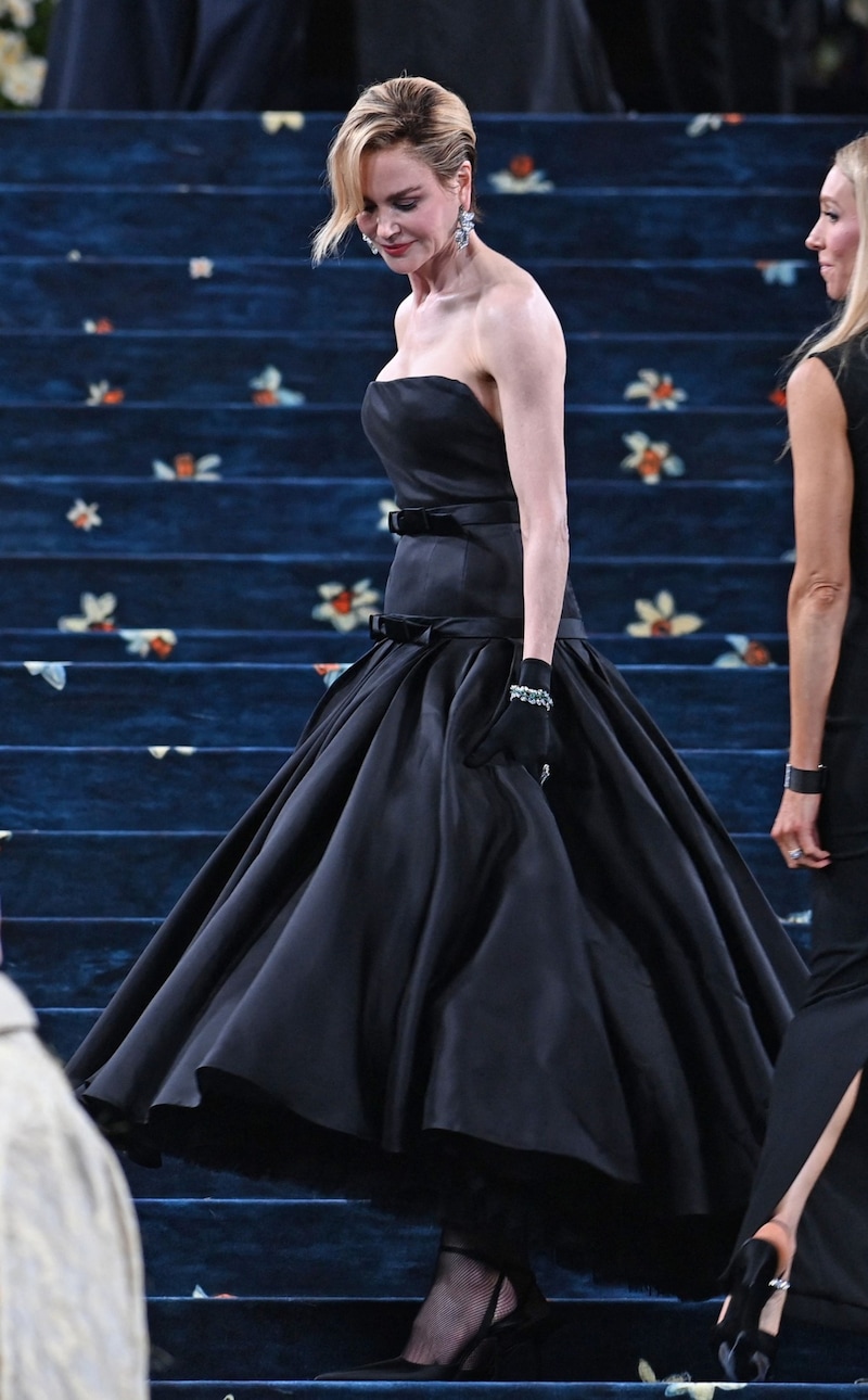 Nicole Kidman überraschte mit neuer Frisur (Bild: AFP/ANDREA RENAULT)