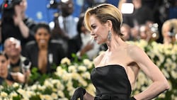 Nicole Kidman hat sich für die Met-Gala von ihrer langen Mähne getrennt! (Bild: APA/Evan Agostini/Invision/AP)