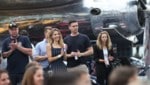 Mark Mateschitz (im Bild mit Partnerin Victoria Swarovski) ließ den Hangar-7 renovieren und feiert am 5. Juni eine große Wiedereröffnungsfeier. (Bild: Tröster Andreas)