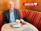 Robert Melcher berichtet von seiner Therapie. (Bild: Krone KREATIV/Silvia Jelincic)