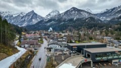 Nicht nur in Hinterstoder sorgt die Hotel-Pleite für Diskussionen, auch auf politischer Ebene fliegen die Fetzen. (Bild: Wenzel Markus)