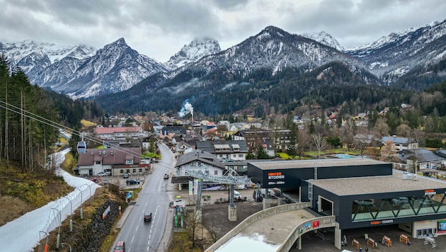 Nicht nur in Hinterstoder sorgt die Hotel-Pleite für Diskussionen, auch auf politischer Ebene fliegen die Fetzen. (Bild: Wenzel Markus)