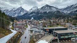 Nicht nur in Hinterstoder sorgt die Hotel-Pleite für Diskussionen, auch auf politischer Ebene fliegen die Fetzen. (Bild: Wenzel Markus)