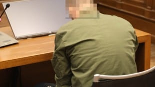 Bei der Urteilsverkündung brach der 34-Jährige in Tränen aus (Bild: Pressefoto Scharinger/Daniel Scharinger)