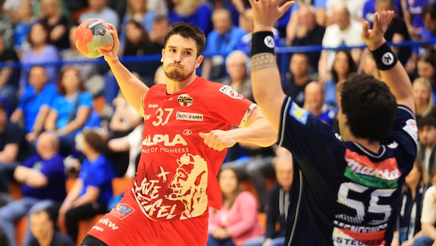Ivan Horvat (l.) (Bild: GEPA)