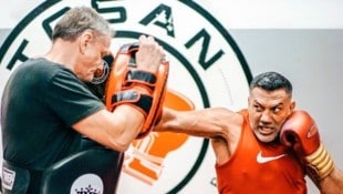 Foad Sadeghi bereitet sich auf seinen Kampf vor. (Bild: Foad Sadeghi)