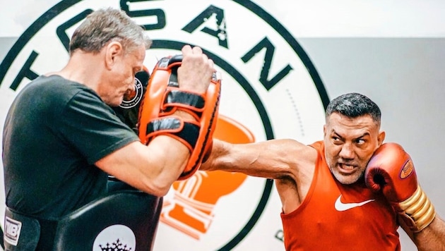 Foad Sadeghi bereitet sich auf seinen Kampf vor. (Bild: Foad Sadeghi)