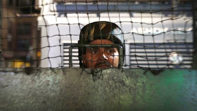 Im indisch verwalteten Kaschmir herrscht erhöhter Sicherheitsalarm. (Bild: EPA/FAROOQ KHAN)