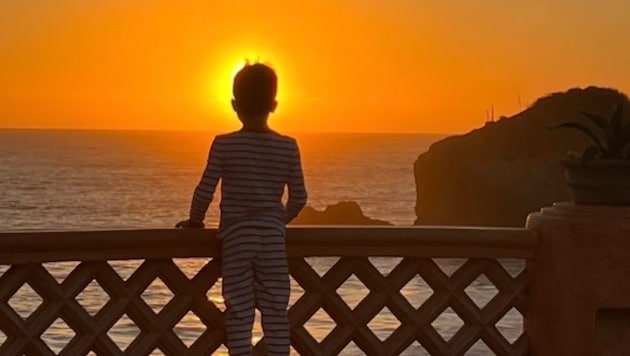 Meghan postete ein Foto ihres Sechsjährigen im Pyjama ... (Bild: www.instagram.com/meghan)