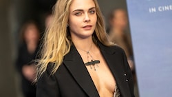 Cara Delevingne zog in London alle Blicke auf sich.