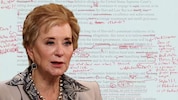 Die Trump-Regierung geht verstärkt gegen Hochschulen vor, denen sie eine „woke Ideologie“ unterstellt – besonders im Fokus: die Elite-Universität Harvard. Im Bild: US-Bildungsministerin Linda McMahon (Bild: Krone KREATIV/x.com/danielluo_pi, AFP/PATRICK T. FALLON)