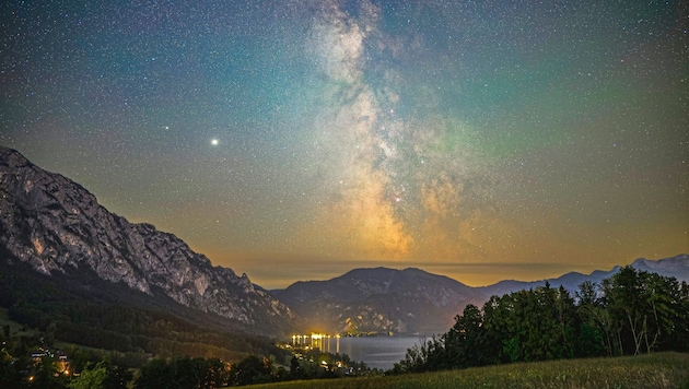 Was für ein grandioser Nachthimmel im Natur- und Sternenpark Attersee-Traunsee! (Bild: Peter Oberransmayr)