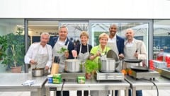 Ernst Vettori, Fritz Strobl, Annemarie Moser-Pröll, Elisabeth Max-Theurer, Christian Taylor und Christoph Sieber (v. l.). (Bild: Wenzel Markus)