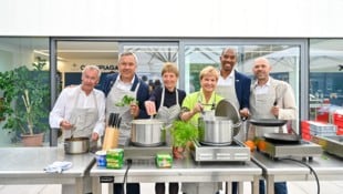 Ernst Vettori, Fritz Strobl, Annemarie Moser-Pröll, Elisabeth Max-Theurer, Christian Taylor und Christoph Sieber (v. l.). (Bild: Wenzel Markus)
