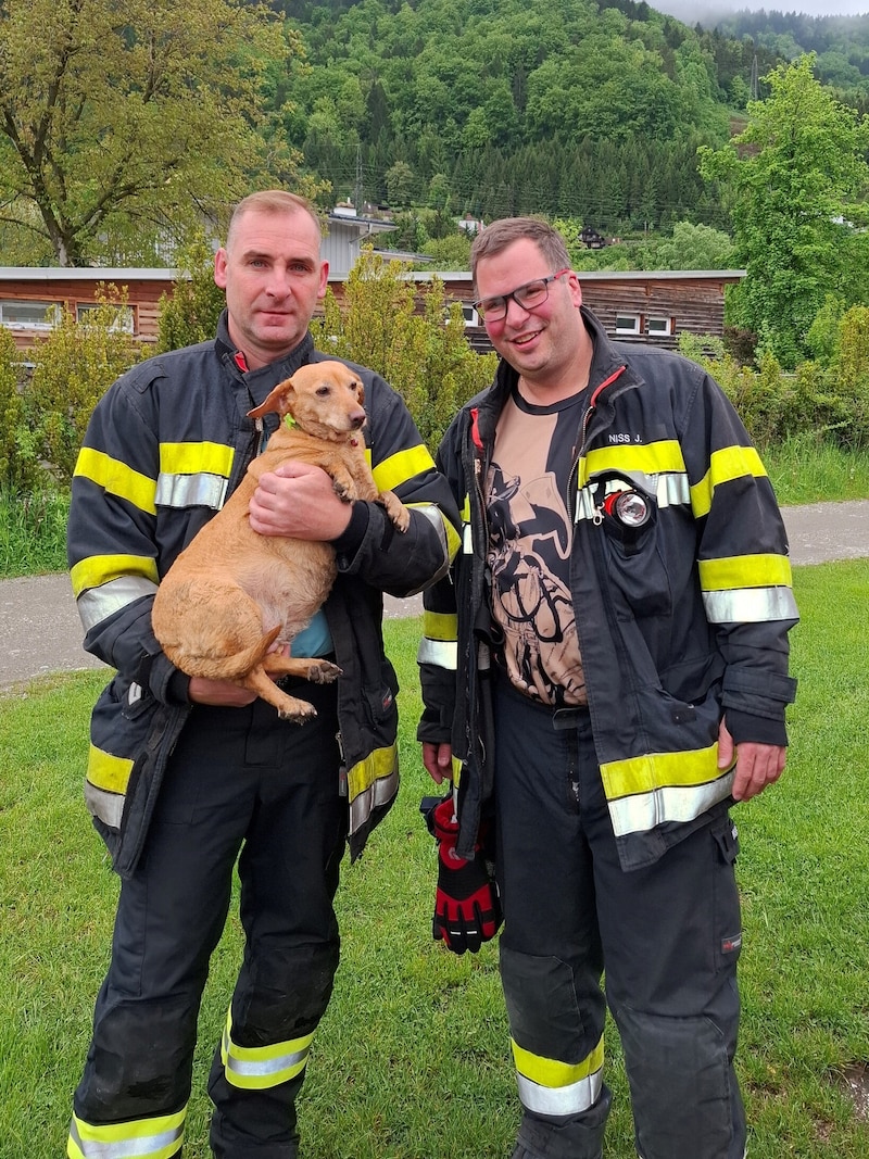 Die Feuerwehrmänner Stefan Bauer und Jürgen Niss (v. l.) wurden zu Lebensrettern. (Bild: FF Kapfenberg-Diemlach)