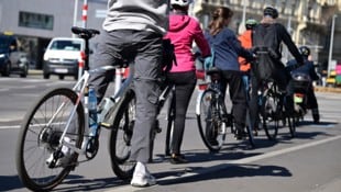 Auf den heimischen Straßen lauern für Radfahrer zahlreiche Gefahren (Symbolbild). (Bild: Spitzbart Wolfgang)