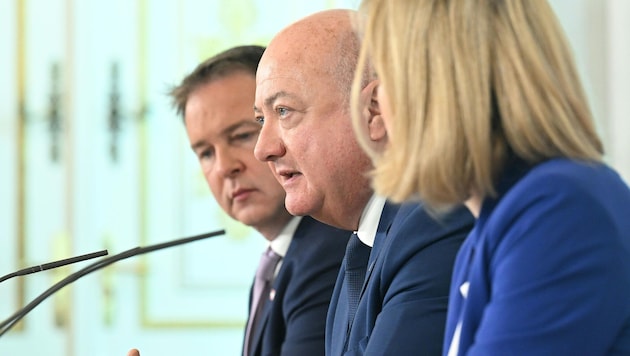 Vorläufig sind Sparmaßnahmen beim Kinderabsetzbetrag vorgesehen. (Bild: APA/HELMUT FOHRINGER)