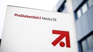 Der Stellenabbau in Deutschland soll sozialverträglich mit einem Freiwilligen-Programm über die Bühne gehen. Hierauf hat sich das Unternehmen den Angaben zufolge mit der Arbeitnehmervertretung geeinigt. (Bild: APA/dpa/Matthias Balk)
