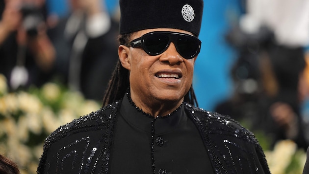 Der legendäre Stevie Wonder erst kürzlich bei der MET-Gala in New York. (Bild: AFP/SAVION WASHINGTON)