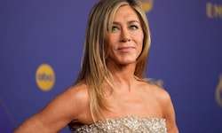 Jennifer Aniston soll, nachdem ihr Stalker mit einem Auto das Tor ihrer Villa gerammt hatte, ...
