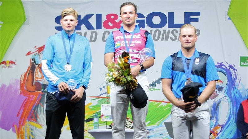 2022 konnte Michael Vonbank (M.) vor Jan Knobloch (Tch/li.) und dem Salzburger Bernard Neumayer (re.) triumphieren. (Bild: Ski&Golf-WM)