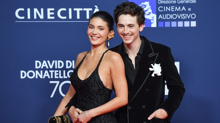 Seit 2023 sind Kylie Jenner und Timothée Chalamet liiert, jetzt zeigten sie sich erstmals am roten Teppich!