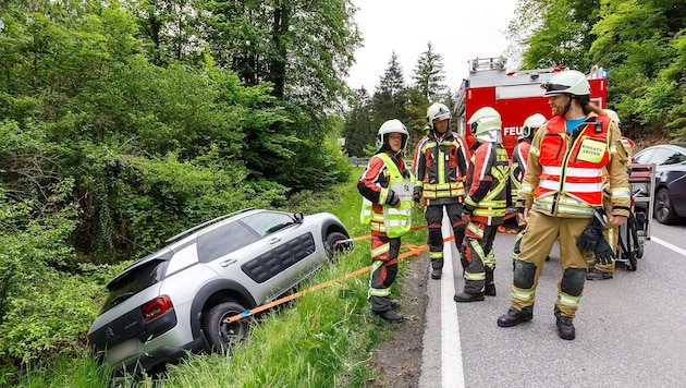 Das Unfallauto in Lorüns.  (Bild: Bernd Hofmeister)