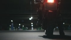 Bis über die Landesgrenzen hinaus verfolgte das Opfer den Wagen.