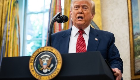 Donald Trump: Was ist er? Jedenfalls ein Unikat.  (Bild: EPA/SAMUEL CORUM / POOL)