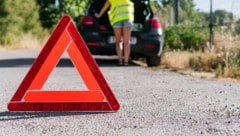 Nicht in allen europäischen Ländern gelten die gleichen Regeln, was die Grundausstattung für Fahrzeuge betrifft. (Bild: Jorge - stock.adobe.com)