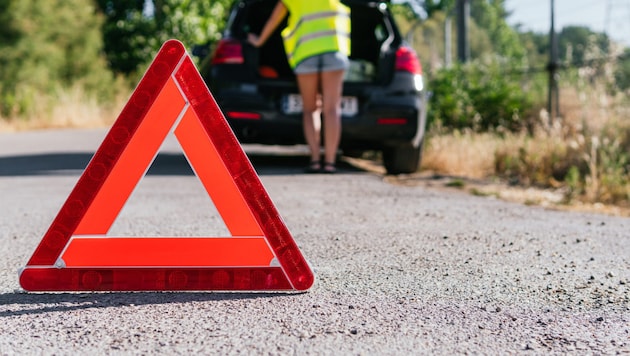 Nicht in allen europäischen Ländern gelten die gleichen Regeln, was die Grundausstattung für Fahrzeuge betrifft. (Bild: Jorge - stock.adobe.com)